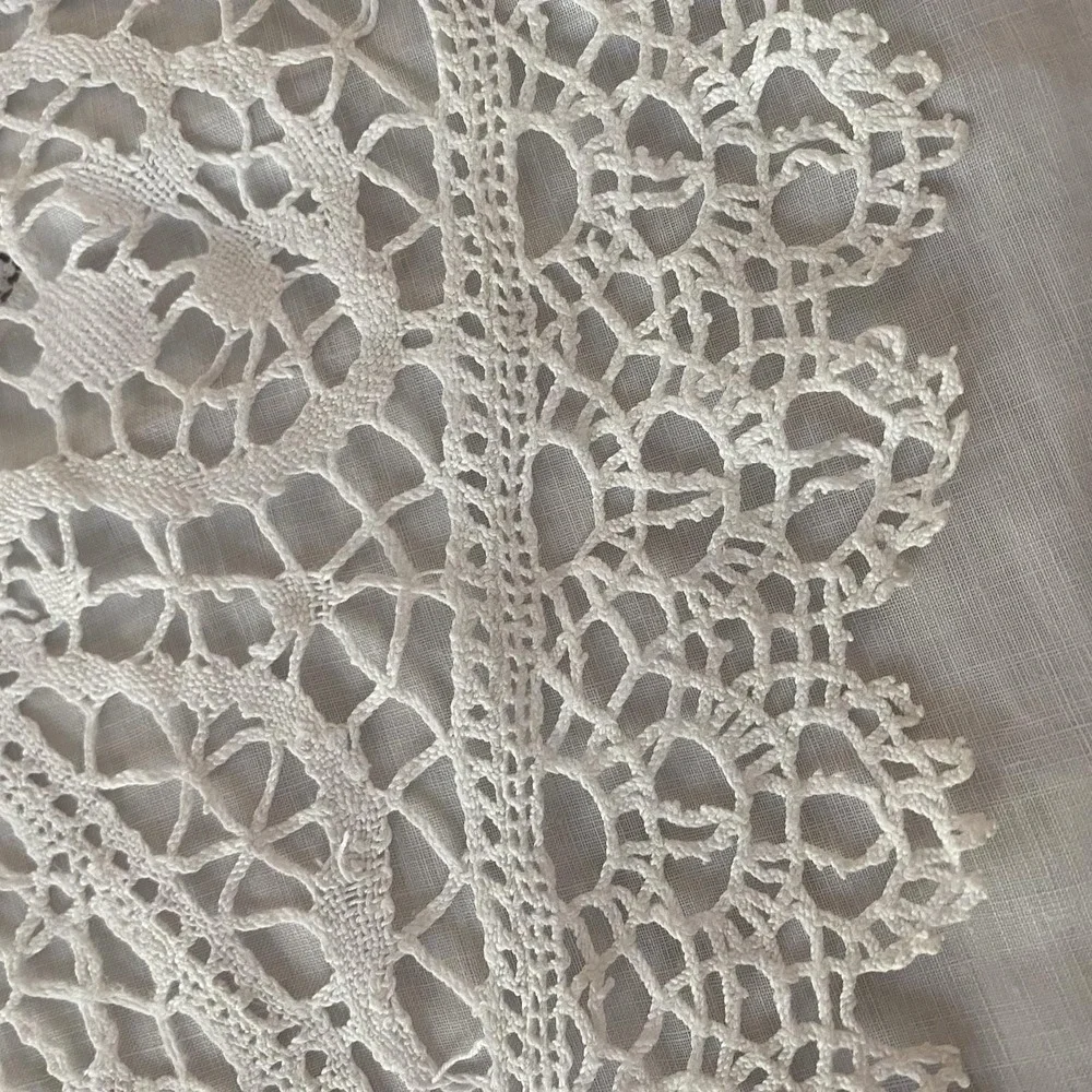 Vintage Linen Crocheted Tablecloth Embroidered White Square 46x46